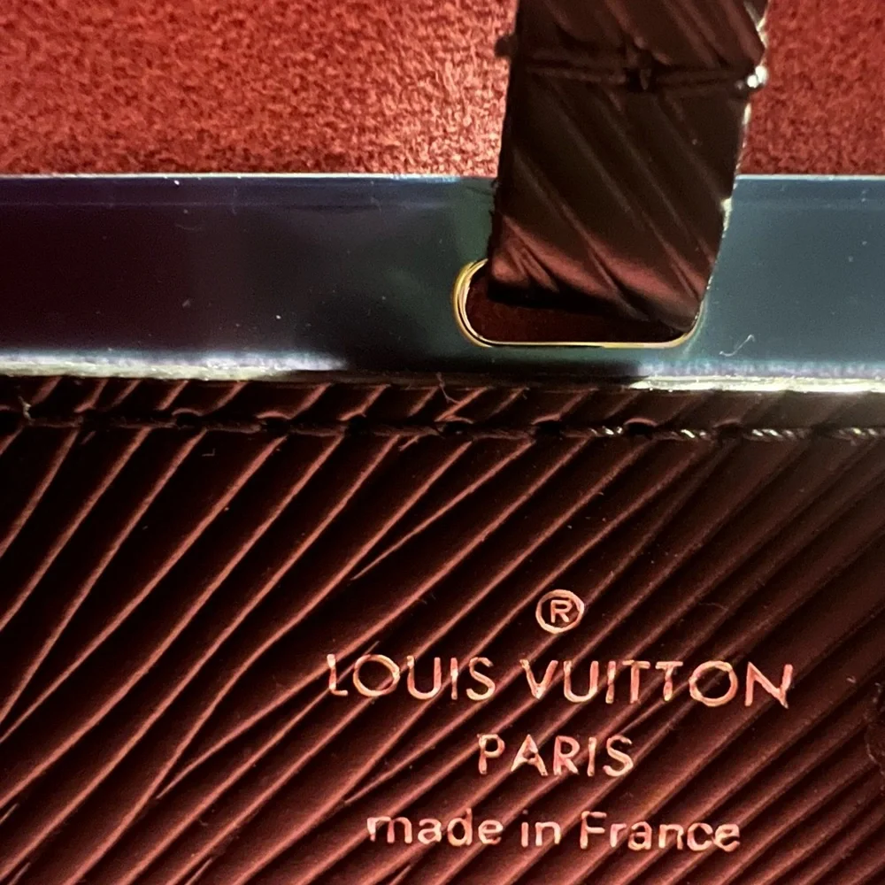 LOUIS VUITTON twist MM bag. Limited, made in France authentic,clean - Picture 4 of 6